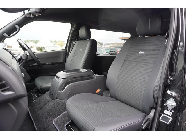 ハイエースバン スーパーGLダークプライムS ※条件付き販売車※ ディーゼル 4WD ナビ パノラミックビューモニター ETC2.0 デジタルインナーミラー LEDヘッドライト OP15インチAW 200系型誕生20周年記念プレート スマートキー(21枚目)