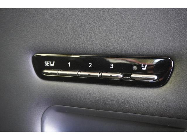 LS LS500h Fスポーツ AWD ムーンルーフ HUD ナビ パノラミックビューモニター ドライブレコーダー デジタルインナーミラー ETC2.0 LEDヘッドライト パドルシフト ハンズフリーパワートランク 整備記録簿(24枚目)