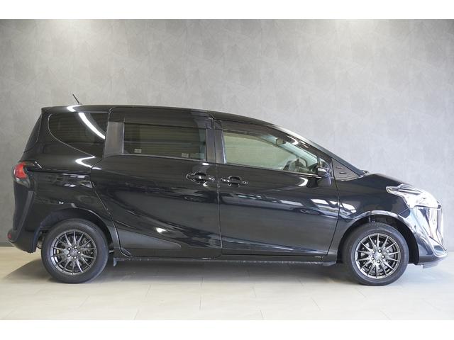 シエンタ Ｇ　セーフティーエディション　４ＷＤ　ナビ　パノラミックビューモニター　ＥＴＣ　前後ドライブレコーダー　ＬＥＤヘッドランプ　クリアランスソナー　両側パワースライド　シートヒーター　ステアリングヒーター　スマートキー（4枚目）