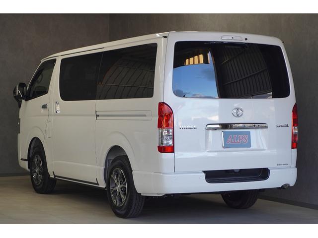 ハイエースバン スーパーＧＬ　ダークプライムＩＩ　１オーナー　ナビ　パノラミックビューモニター　デジタルインナーミラー　ＥＴＣ２．０　ＬＥＤヘッドランプ　両側パワースライド　リヤヒーター＆クーラー　ＯＰ１５インチＡＷ　スマートキー（7枚目）