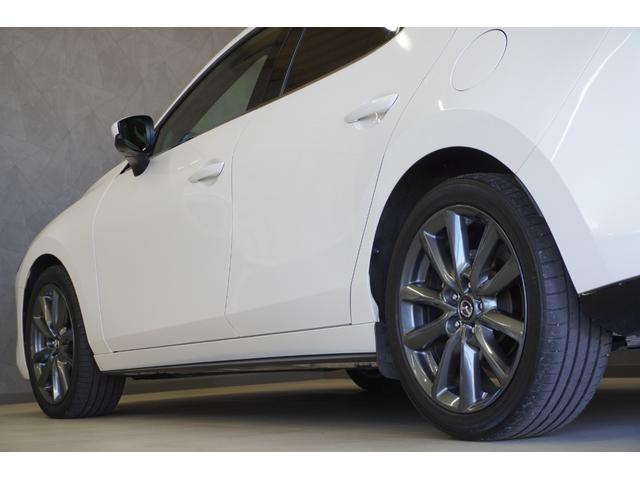 MAZDA3ファストバック 20Sバーガンディ セレクション ユーザー買取車 ナビ 全方位カメラ ETC DVD/地デジ 前後ドラレコ LEDヘッドランプ クリアランスソナー ステアリングヒーター シートヒーター スマートキー(10枚目)