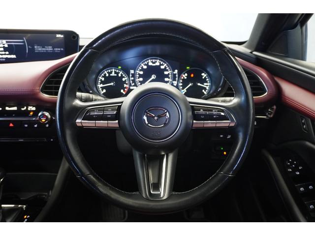 MAZDA3ファストバック 20Sバーガンディ セレクション ユーザー買取車 ナビ 全方位カメラ ETC DVD/地デジ 前後ドラレコ LEDヘッドランプ クリアランスソナー ステアリングヒーター シートヒーター スマートキー(22枚目)