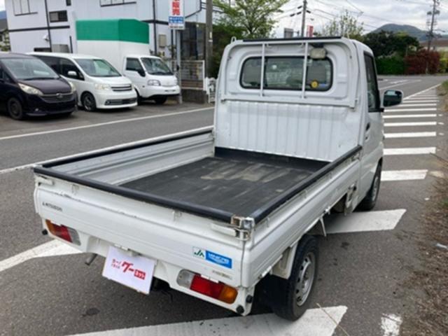 ミニキャブトラック 　４ＷＤ　５速マニュアル　パワステ　荷台マット　三方開　取扱説明書（8枚目）