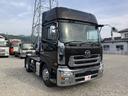 UD TRUCKS QUON