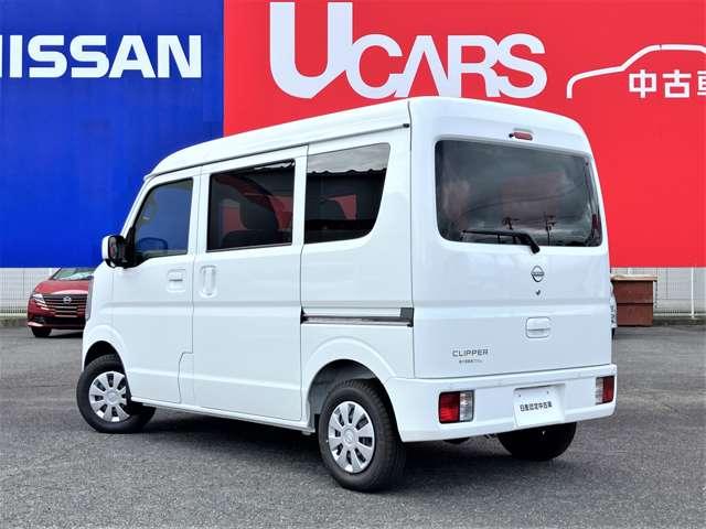 ＮＶ１００クリッパーバン ６６０　ＧＸ　ハイルーフ　４ＷＤ　４ＷＤ　エマ－ジェンシ－ブレ－キ　踏み間違い防　切替４ＷＤ　キーレスエントリーキー　ＬＥＤ　パワーウィンドー　助手席エアバック　エアコン　禁煙車　レーンアシスト　運転席エアバック　パワステ　ＡＢＳ　デュアルカメラブレーキＳ（10枚目）