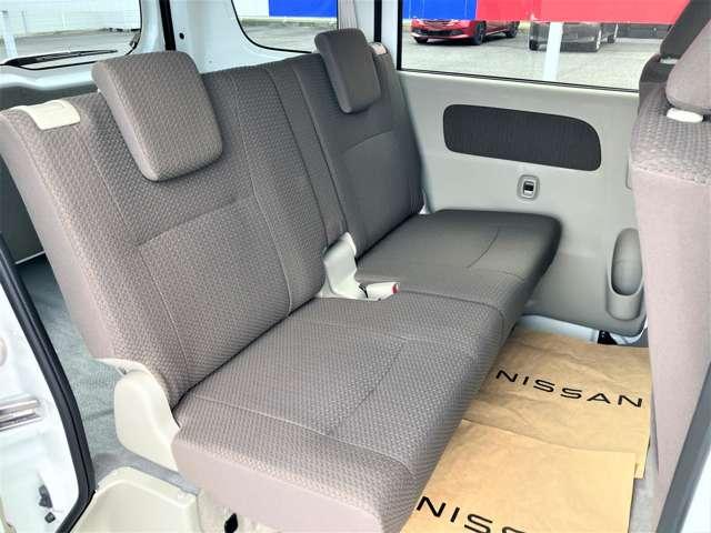 ＮＶ１００クリッパーバン ６６０　ＧＸ　ハイルーフ　４ＷＤ　４ＷＤ　エマ－ジェンシ－ブレ－キ　踏み間違い防　切替４ＷＤ　キーレスエントリーキー　ＬＥＤ　パワーウィンドー　助手席エアバック　エアコン　禁煙車　レーンアシスト　運転席エアバック　パワステ　ＡＢＳ　デュアルカメラブレーキＳ（15枚目）