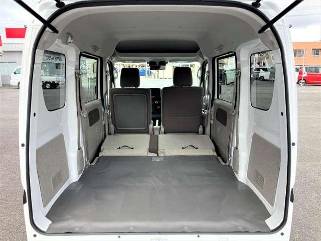ＮＶ１００クリッパーバン ６６０　ＧＸ　ハイルーフ　４ＷＤ　４ＷＤ　エマ－ジェンシ－ブレ－キ　踏み間違い防　切替４ＷＤ　キーレスエントリーキー　ＬＥＤ　パワーウィンドー　助手席エアバック　エアコン　禁煙車　レーンアシスト　運転席エアバック　パワステ　ＡＢＳ　デュアルカメラブレーキＳ（20枚目）