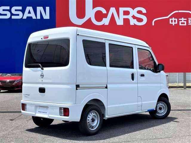 ＮＶ１００クリッパーバン ６６０　ＤＸ　ハイルーフ　４ＷＤ　４ＷＤ　エマ－ジェンシ－ブレ－キ　踏み間違い防　スマートキー　禁煙車両　助手席エアバック　パートタイム４ＷＤ　キーレスキー　パワーウィンドー　パワステ付き　運転席エアバック　エアコン　ＡＢＳ付き　レーンアシスト（2枚目）