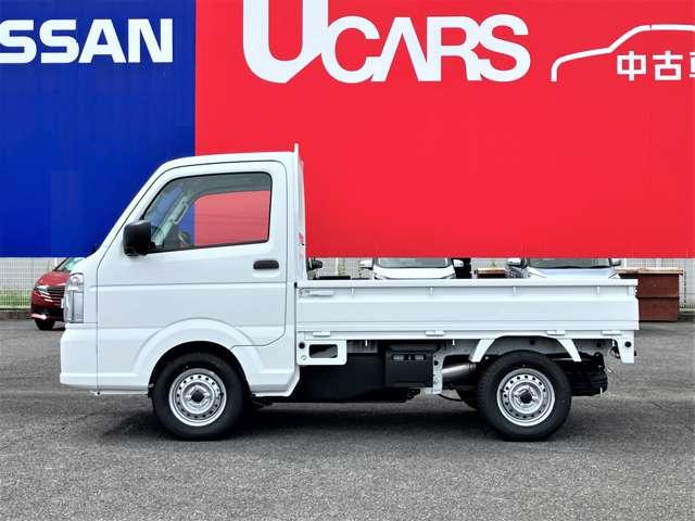 ＮＴ１００クリッパートラック ６６０　ＤＸ　セーフティ　パッケージ　４ＷＤ　４ＷＤ　エマ－ジェンシ－ブレ－キ　車線逸脱警報　インテリジェントエマージェンシーブレーキ　パワーウィンドウ　キーレスエントリー　禁煙車　助手席エアバッグ　切替式４ＷＤ　車線逸脱警報　エアバッグ　エアコン　ＡＢＳ　パワーステアリング（7枚目）