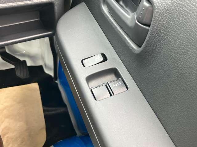 ＮＴ１００クリッパートラック ６６０　ＤＸ　セーフティ　パッケージ　４ＷＤ　４ＷＤ　エマ－ジェンシ－ブレ－キ　車線逸脱警報　インテリジェントエマージェンシーブレーキ　パワーウィンドウ　キーレスエントリー　禁煙車　助手席エアバッグ　切替式４ＷＤ　車線逸脱警報　エアバッグ　エアコン　ＡＢＳ　パワーステアリング（18枚目）