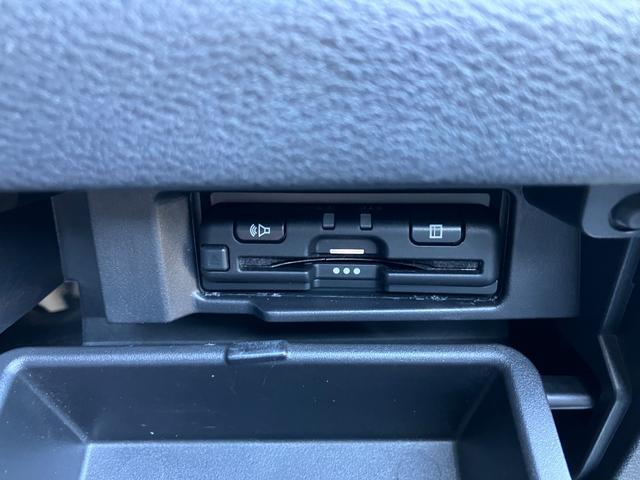 セレナ e-パワー XV 両側オ-トスライドドア アラウンドビュ-M アラウンドビュ-モニタ- 両側パワースライドドア LEDヘッドライト 禁煙車 クルーズコントロール ワンオーナー ETC スマートキー アルミホイール 車線逸脱 パワーウィンドウ 純正ナビ・TV(36枚目)