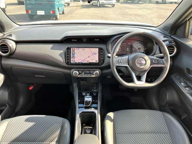 キックス 1.2 X FOUR (e-POWER) 4WD 純正ナビ・TV プロパイロット ナビTV LEDライト 踏み間違い防止 アラウンドビュ- ETC 車線逸脱警報 インテリキー バックモニター ワンオーナー オートエアコン 4WD アルミホイール メモリーナビ ドライブレコーダー(3枚目)