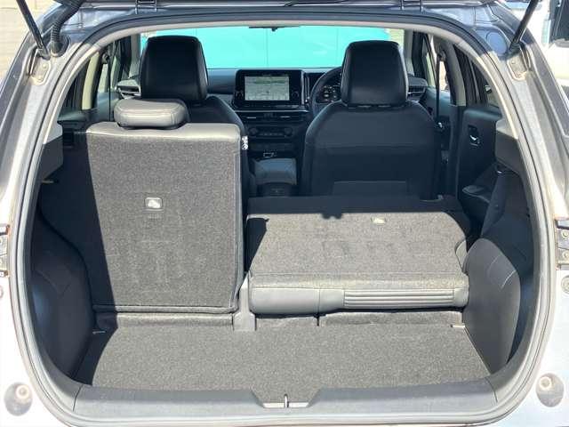 オーラ １．２　Ｇ　レザーエディション　メ－カ－装着ナビ・ＴＶ　プロパイロット　ワンオーナ　追突防止　レーダークルーズ　本革　車線逸脱警報装置　禁煙車　ＬＥＤ　バックモニター　ＥＴＣ　インテリジェントキー　メモリーナビゲーション　ＡＷ　キーレスエントリー　オートエアコン　ＡＢＳ（20枚目）