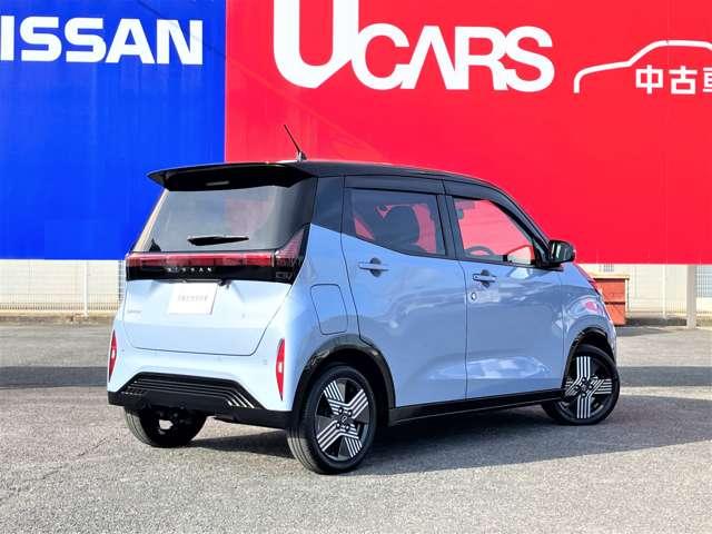 サクラ Ｇ　メ－カ－装着ナビ・ＴＶ　プロパイロット　踏み間違い防止アシスト　ＬＥＤヘッドランプ　スマートキー　禁煙車使用　ＬＤＷ　オートエアコン　ＥＴＣ　バックカメラ　ドライブレコーダー　アダプティブクルーズコントロール　ＡＢＳ　ナビＴＶ　キーフリー（2枚目）