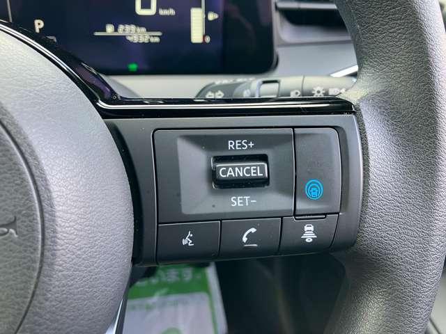 ノート １．２　Ｘ　メ－カ－装着ナビ・ＴＶ　プロパイロット　リアカメラ　衝突被害軽減ブレ－キ　全方位カメラ　ＥＴＣ付　アルミ　禁煙車　ＬＥＤヘッドライト　レーダークルーズ　レーンアシスト　インテリジェントキー　ワンオーナー　ドラレコ　ワンセグＴＶ　ＴＶナビ（7枚目）