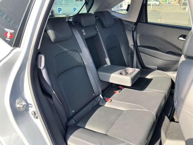 オーラ G FOUR レザーエディション メ-カ-装着ナビ・TV レザーシート プロパイロット 禁煙 LEDライト アラウンドビュ-モニタ- ドライブレコーダー 寒冷地仕様 4WD ETC2.0 シ-トヒ-タ- ステアリングヒ-タ- スマ-トル-ムミラ-(19枚目)