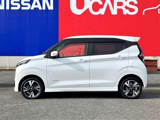 デイズ ６６０　ハイウェイスターＧターボ　プロパイロット　エディション　４ＷＤ　純正９インチナビ・ＴＶ　プロパイロット　アラウンドビューＭ　禁煙車　ＬＥＤライト　ＥＴＣ付き　フルタイム４ＷＤ　ワンオーナー　レーダークルーズコントロール　カーテンエアバッグ　アイドリングストップ機能　Ｂカメラ　アルミホイール　メモリーナビ（11枚目）