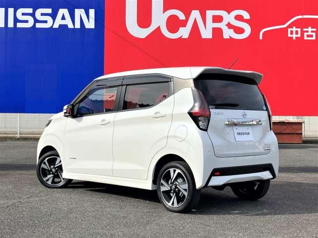 デイズ ６６０　ハイウェイスターＧターボ　プロパイロット　エディション　４ＷＤ　純正９インチナビ・ＴＶ　プロパイロット　アラウンドビューＭ　禁煙車　ＬＥＤライト　ＥＴＣ付き　フルタイム４ＷＤ　ワンオーナー　レーダークルーズコントロール　カーテンエアバッグ　アイドリングストップ機能　Ｂカメラ　アルミホイール　メモリーナビ（12枚目）