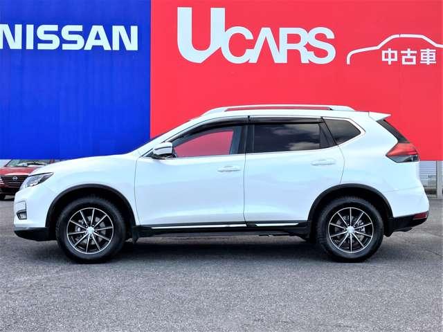 エクストレイル ２．０　２０Ｘｉ　Ｖセレクション　２列車　４ＷＤ　純正ナビ・ＴＶ　プロパイロット　踏み間違い防止　盗難防止　全周囲モニター　オールモード４ＷＤ　ＬＥＤヘッドライト　ＬＤＰ　ｉストップ　レーダークルーズ　ＥＴＣ　アルミ　メモリーナビ　スマートキー　バックモニター　ＡＢＳ　ナビＴＶ（11枚目）