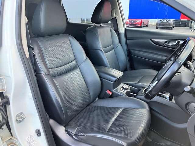 エクストレイル ２．０　２０Ｘｉ　Ｖセレクション　２列車　４ＷＤ　純正ナビ・ＴＶ　プロパイロット　踏み間違い防止　盗難防止　全周囲モニター　オールモード４ＷＤ　ＬＥＤヘッドライト　ＬＤＰ　ｉストップ　レーダークルーズ　ＥＴＣ　アルミ　メモリーナビ　スマートキー　バックモニター　ＡＢＳ　ナビＴＶ（15枚目）