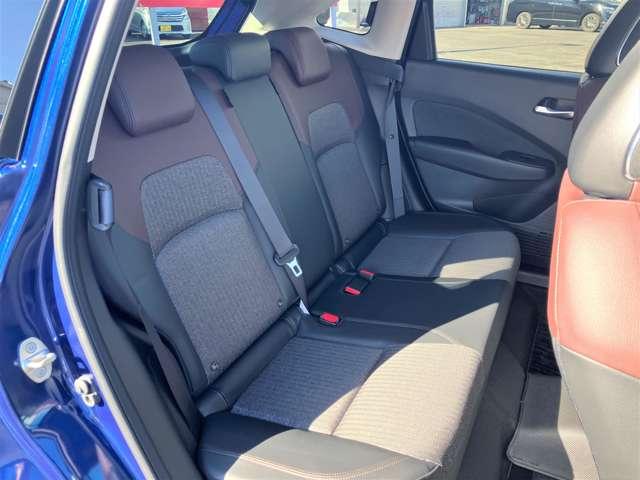 オーラ G FOUR メ-カ-装着ナビ・TV プロパイロット エマブレ アラウンドビュ-モニタ- LDW プロパイロット オートエアコン スマートキー LEDライト アルミホイール 4WD ETC車載器 禁煙 ABS シ-トヒ-タ- ステアリングヒ-タ-(17枚目)