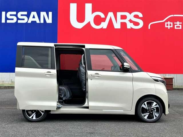 ルークス ハイウェイスター　Ｇターボ　アラウンドビュ－モニタ－　ＳＯＳコール　ＬＥＤヘッドライト　１５インチアルミホイ－ル　オ－トエアコン（6枚目）