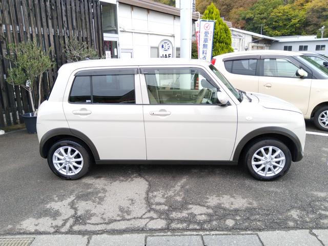 アルトラパン G 4WD スズキセーフティーサポート(レーザーレーダー&単眼カメラ)オートライト オートハイビーム シートヒーター運転席・助手席 後方ソナーセンサー ケンウッド彩速ナビゲーション&1セグTV(5枚目)