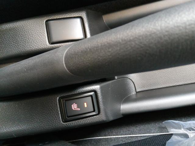 スイフトスポーツ ZC33S ファイナルエディション 特別仕様車 インタークーラー付きターボエンジン 6速マニュアルシフト オートクルーズコントロール オートライト&ハイビーム 運転席シートヒーター 後方ソナーセンサー 登録済み未使用車(44枚目)