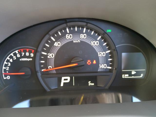 エブリイ PAリミテッド 4WD(パートタイム・2WD・AUTO・LOCKモード切替式)CVT デュアルカメラブレーキサポート安全装置装着 車線逸脱警報 後方障害物ソナーセンサー オートライト&ハイビーム 届け出済み未使用車(22枚目)