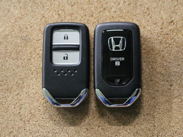 ＷＲ－Ｖ Ｚ＋　ギャザズメモリーナビ　フルセグ　リアカメラ　ＬＥＤヘッドライト　アルミホイール（20枚目）