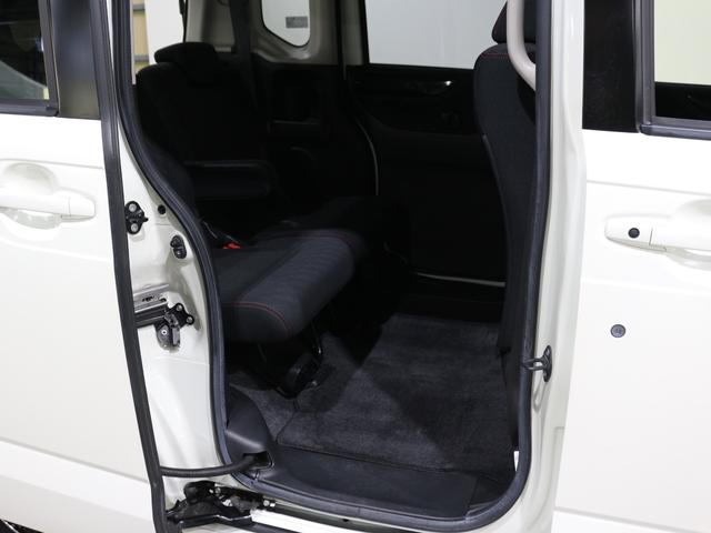 後部座席です。