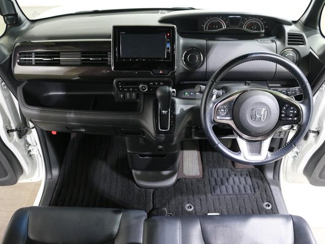 使いやすいレイアウトのダッシュボード周辺です。