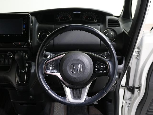 ホンダセンシング装備で高速道路も快適です。