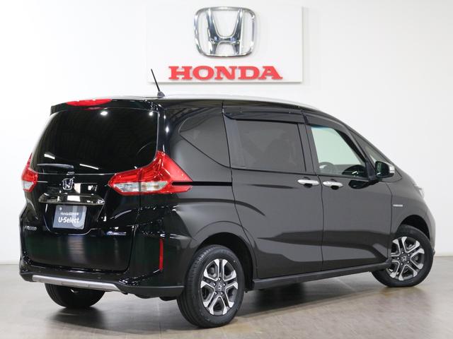 フリードハイブリッド ハイブリッド・クロスターホンダセンシング　ギャザズメモリーナビ　フルセグ　ＤＶＤ　リアカメラ　ＥＴＣ　シートヒーター　両側電動スライドドア　ＬＥＤヘッドライト　アルミホイール（5枚目）