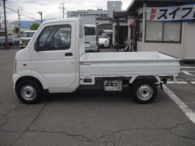 キャリイトラック トラック660KCエアコン・パワステ3方開 4WD(7枚目)