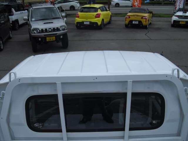 キャリイトラック トラック660KCエアコン・パワステ3方開 4WD(11枚目)