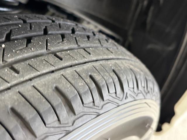 ハイゼットカーゴ DX AM・FMラジオ マニュアルエアコン オートライト CVT(24枚目)