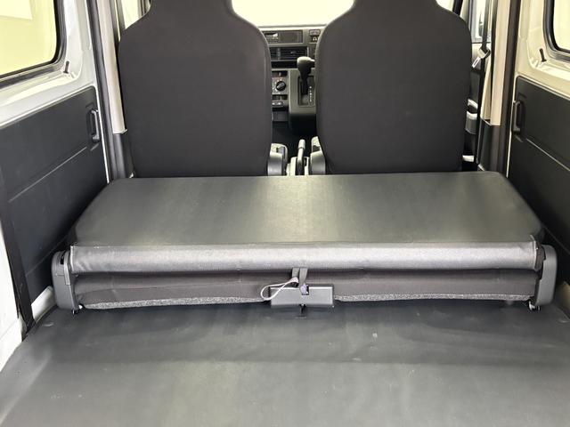 ハイゼットカーゴ DX AM・FMラジオ マニュアルエアコン オートライト CVT(42枚目)