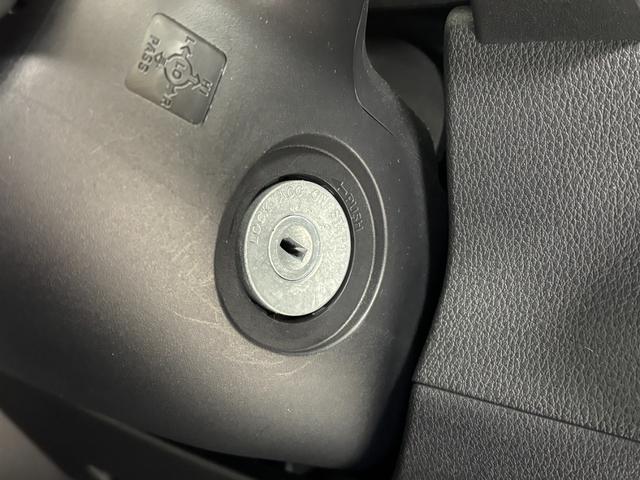 ハイゼットカーゴ DX AM・FMラジオ マニュアルエアコン オートライト CVT(56枚目)