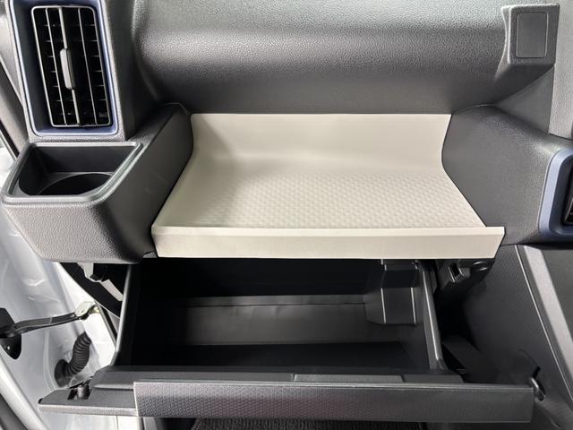 タント Ｘ　防錆塗装済み　オーディオレス　片側電動スライドドア　ミラクルオープンドア　両側シートヒーター　オートライト　オートエアコン　片側電動スライドドア　ＬＥＤヘッドランプ　キーフリー　スマートアシスト（9枚目）