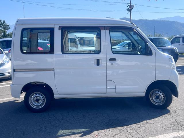 ハイゼットカーゴ スペシャル　パートタイム４ＷＤ　エンスタ　エアコン　パワステ　走行４７３４６キロ（5枚目）