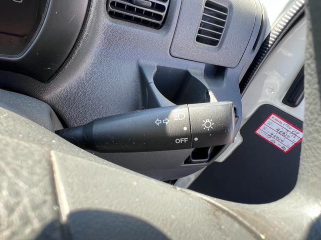ハイゼットカーゴ スペシャル　パートタイム４ＷＤ　エンスタ　エアコン　パワステ　走行４７３４６キロ（12枚目）