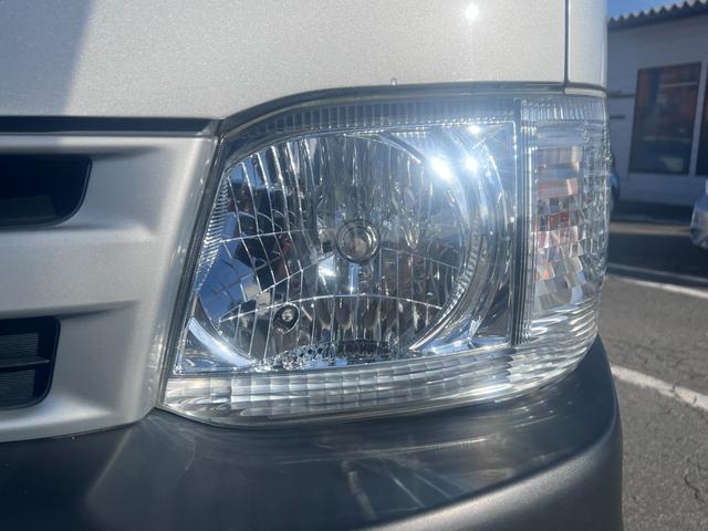 ハイエースワゴン ＤＸ　４ＷＤ　１０人乗り　キーレス　ＥＴＣ　ＣＤ　エアコン　パワステ　ＡＢＳ　エアバッグ（12枚目）