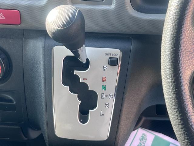 ハイエースワゴン ＤＸ　４ＷＤ　１０人乗り　キーレス　ＥＴＣ　ＣＤ　エアコン　パワステ　ＡＢＳ　エアバッグ（25枚目）