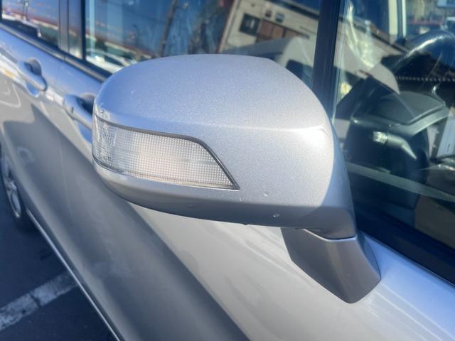 フリード Ｇ　ジャストセレクション　両側パワスラ　６人乗り　ナビ　ワンセグ　フリップダウンモニター　バックカメラ　クルコン　ＨＩＤヘッドライト　オートライト　ＥＴＣ　横滑り防止　エアコン　パワステ　ＡＢＳ　スマートキー（13枚目）