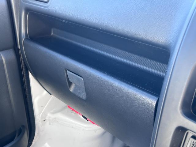 キャリイトラック KC パートタイム4WD エアコン パワステ 車検令和9年3月 走行63522キロ(26枚目)