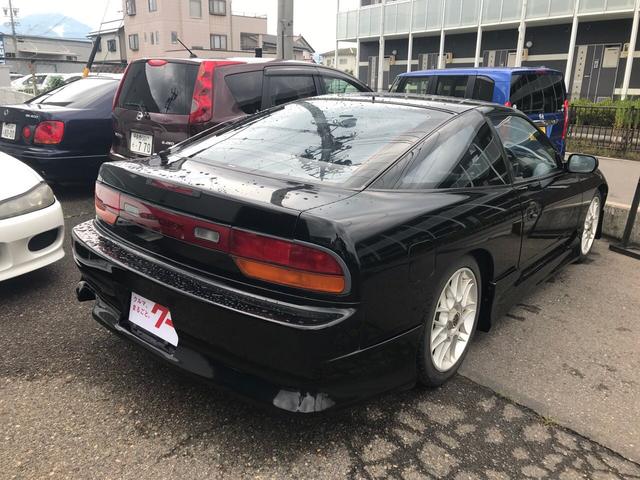 タイプIII スーパーハイキャスパッケージ 5速MT(4枚目)