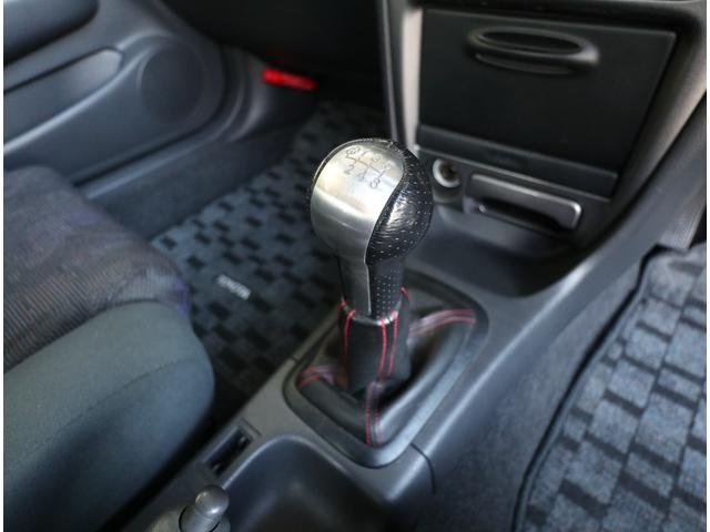 スプリンター ＧＴ　６速マニュアル　車検整備付き　ＣＤ／カセット　ＥＴＣ　記録簿　ＡＢＳ　運転席・助手席エアバッグ　エアコン　パワーステアリング　パワーウィンドウ　走行距離２．５万キロ　ダークグレーＭ（26枚目）