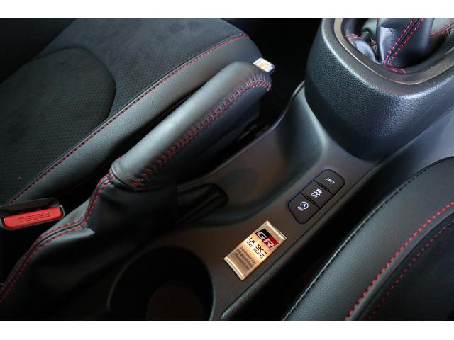 ＧＲヤリス ＲＺ　ハイパフォーマンス　ファースト　エディション　走行距離７４００ｋｍ台！　モリゾウサイン（Ｆガラス）　ＪＢＬサウンドシステム　ドライブレコーダー　純正１８インチＡＷ　純正ナビ　ＥＴＣ（36枚目）