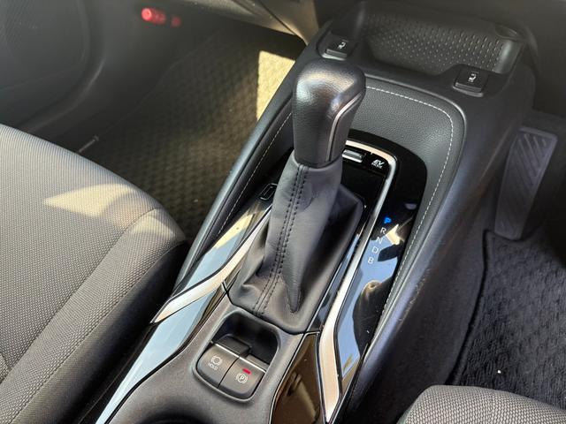 カローラツーリング ハイブリッド S 4WD ワンオーナー 純正ナビ バックカメラ フルセグTV 衝突被害軽減ブレーキ 前後ドラレコ ETC 純正16インチアルミ LEDヘッドライト スマートキー(21枚目)